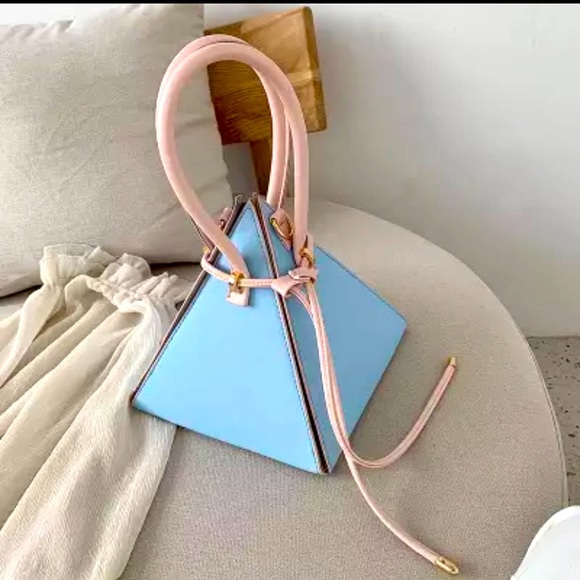 Handbags - Handbag